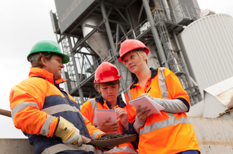How a Community College Apprenticeship Improves Your Resume How a Community College Apprenticeship Improves Your Resume