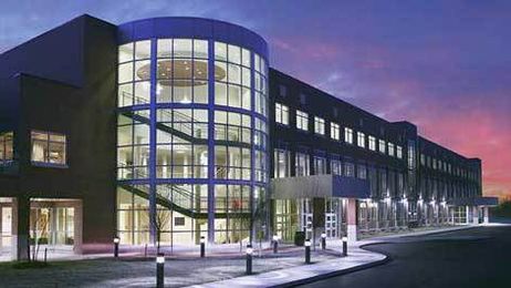 What is a Community College? What is a Community College?