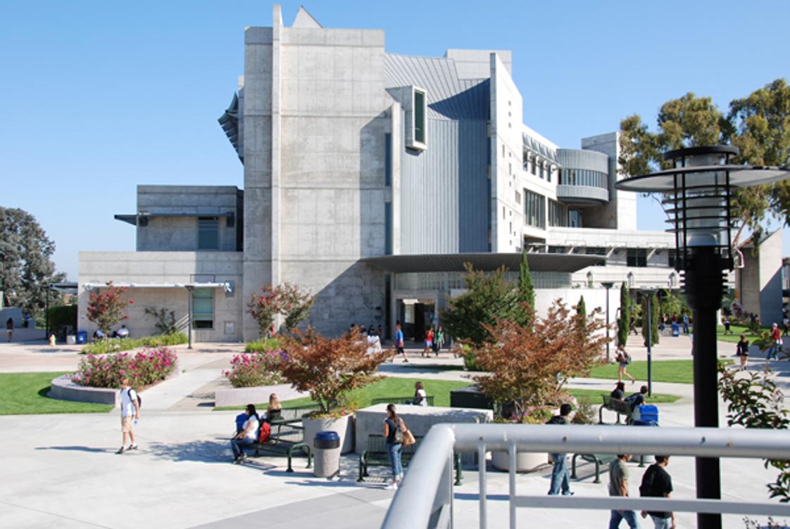 San Diego Mesa College Photo - Learning Resource Center